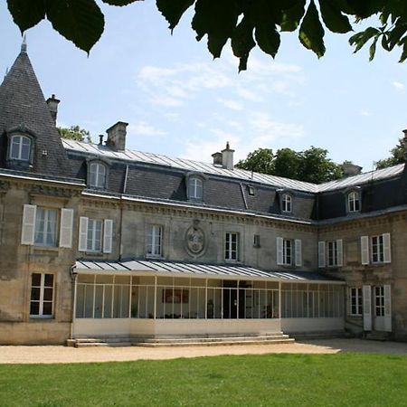 Chateau De Roberville Machemont Bagian luar foto