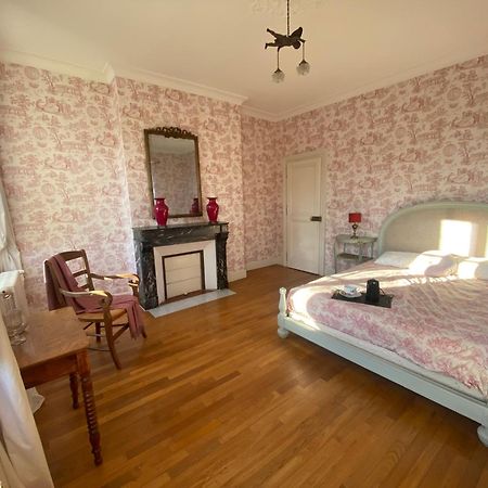 Chateau De Roberville Machemont Bagian luar foto